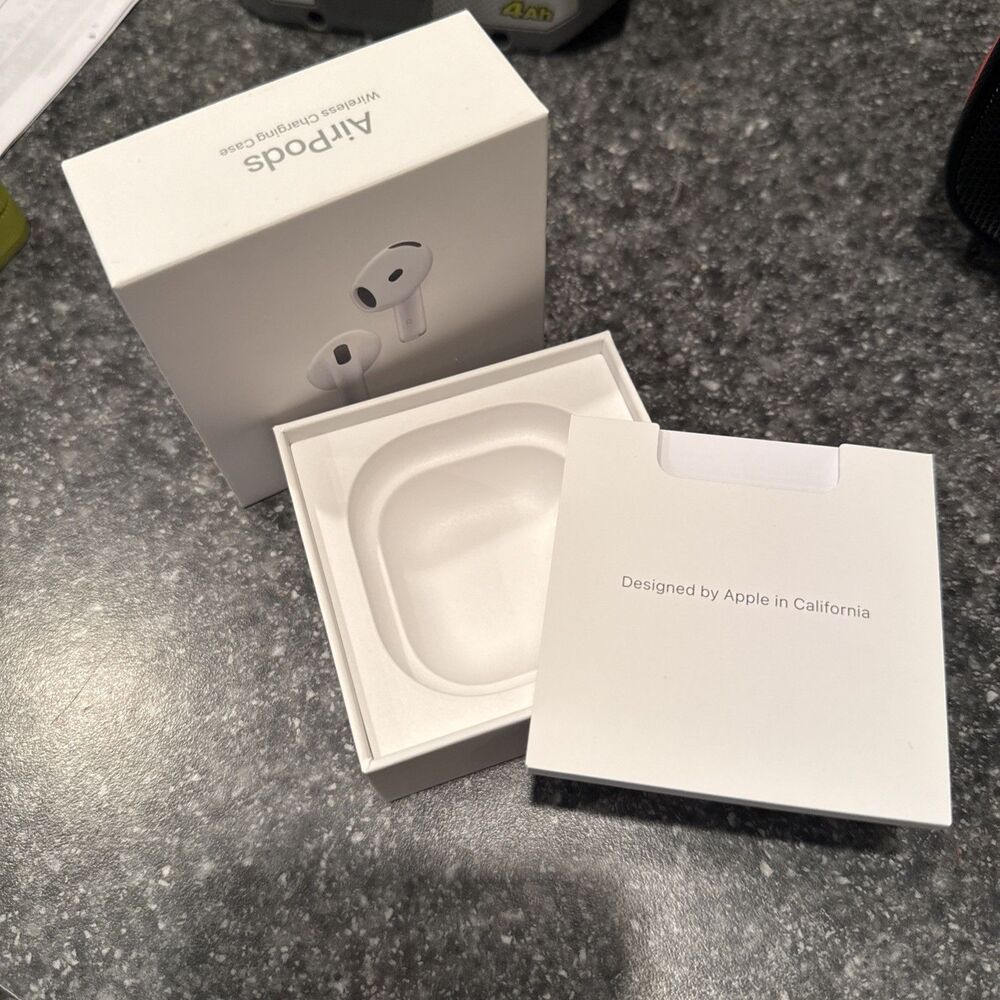 Apple AirPods 5 (5th generation) EMPTY BOX ONLY A3439 A3440 A3529